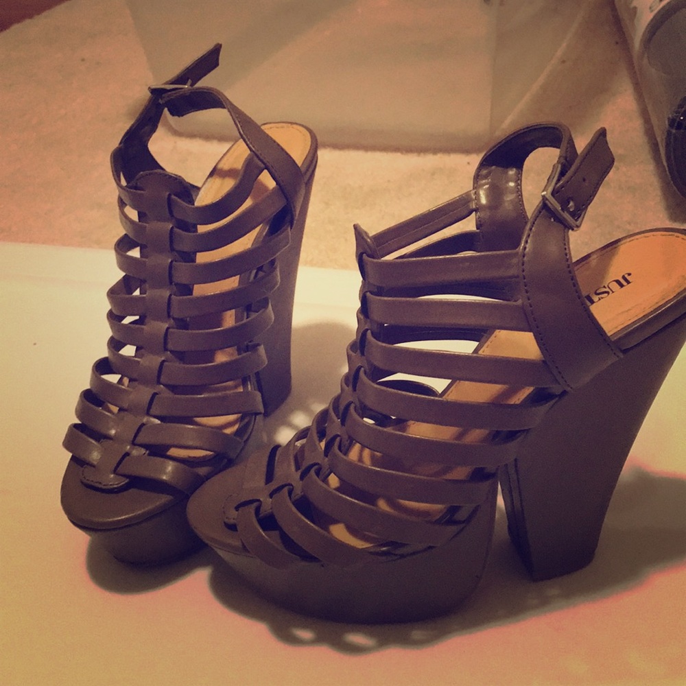 Platform heel